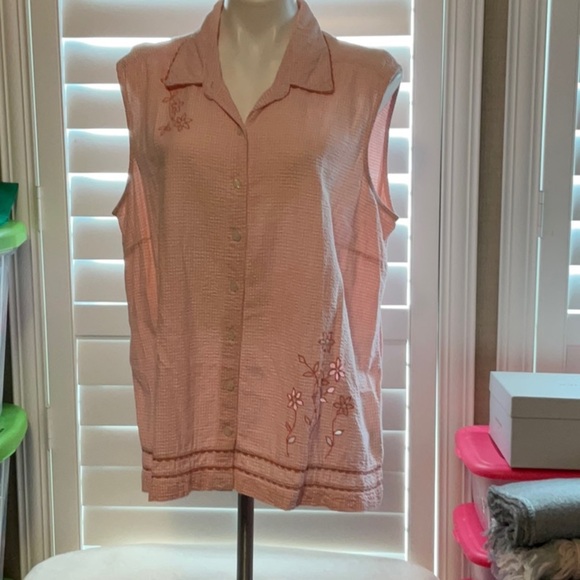 Erika Light Pink Sleeveless Button Down Shirt - Picture 1 of 10